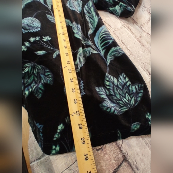 Catherines Black Jewel Velvet Art to Wear 3/4 Sleeve Top 4X - Picture 11 of 12